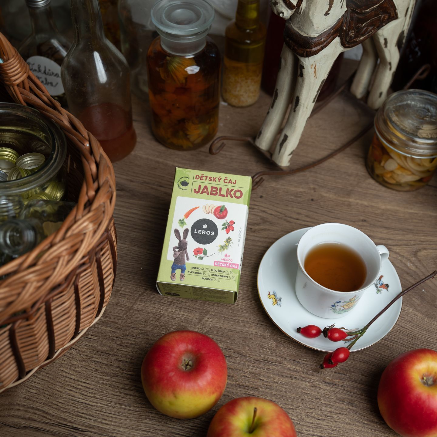 Children's Tea Apple